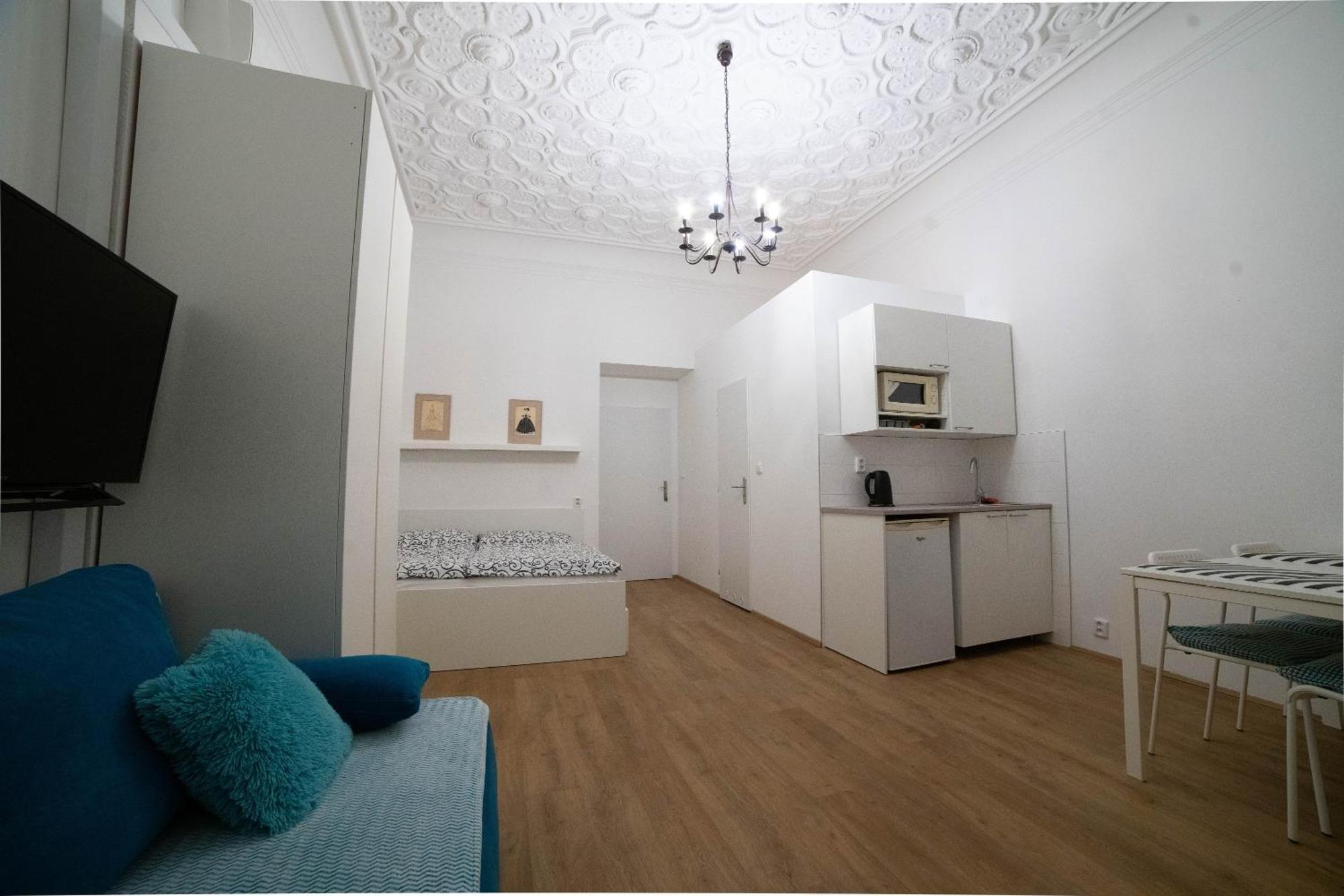 Apartments Katarina Praha Bagian luar foto