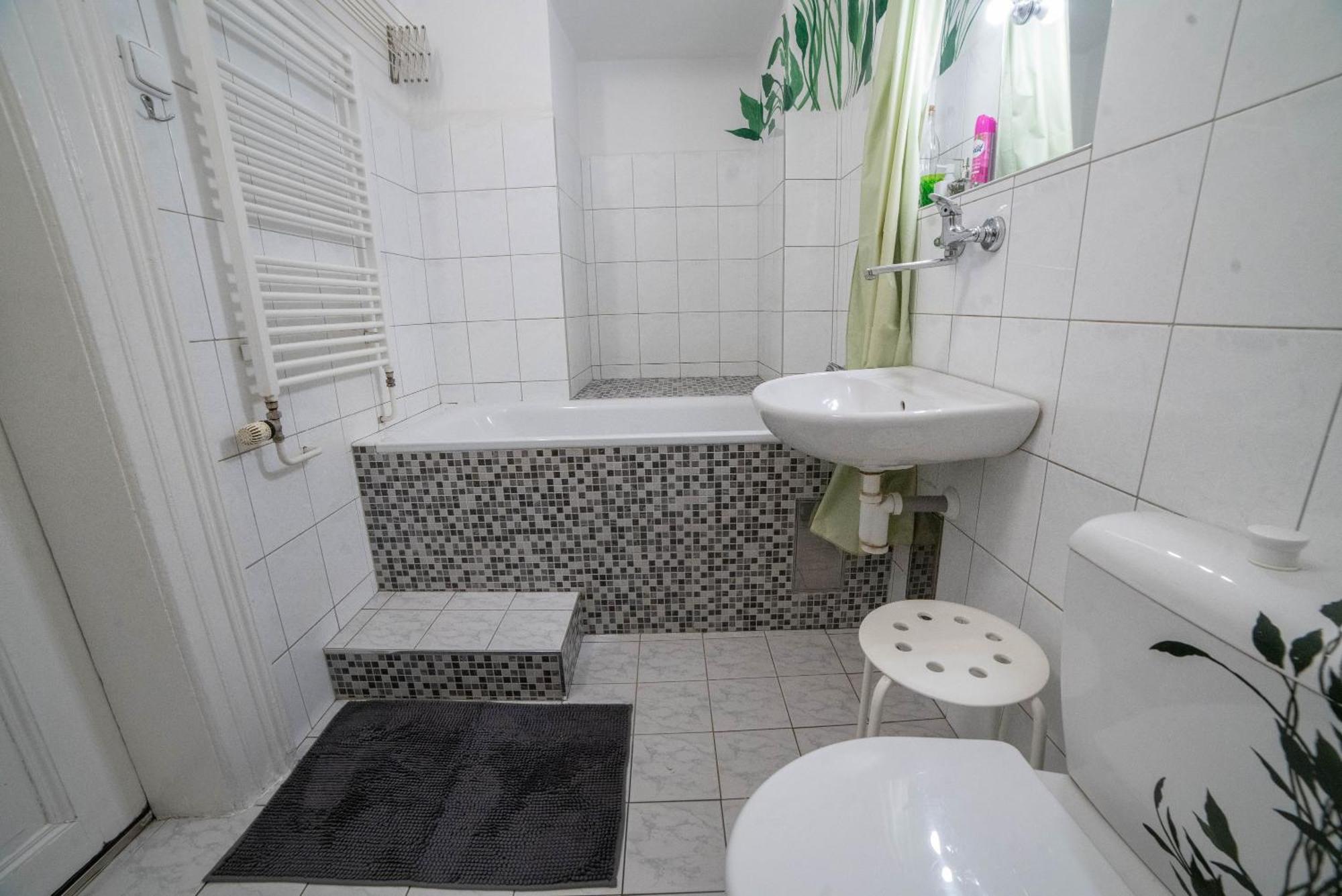 Apartments Katarina Praha Bagian luar foto